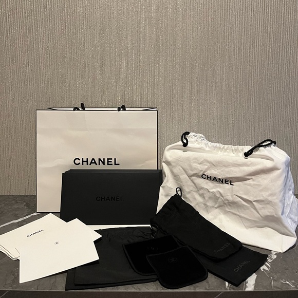 CHANEL dustbags + packaging bundle - Picture 2 of 8